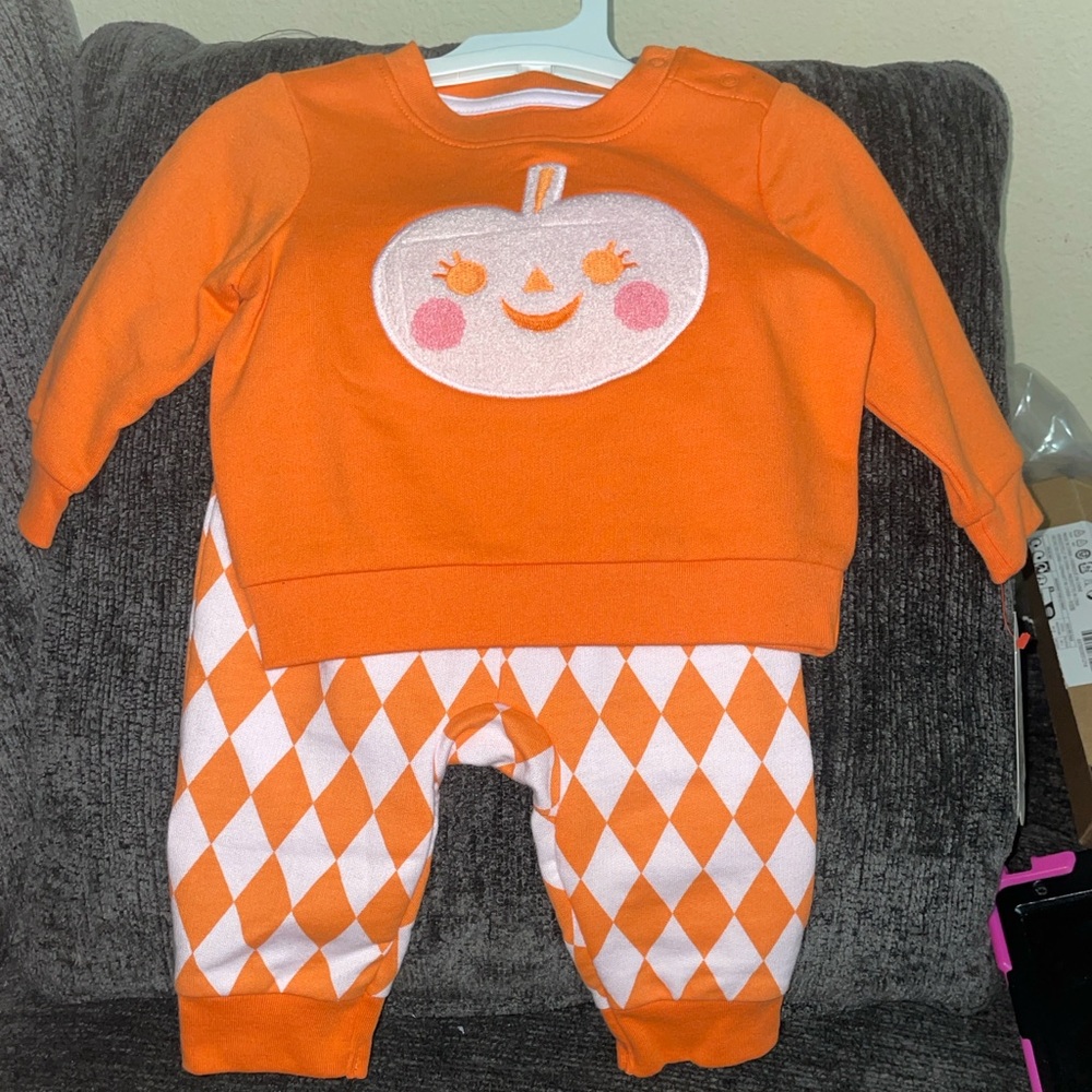 Pumpkin Top & Pants Set
- Cat & Jack™ Orange 3-6M